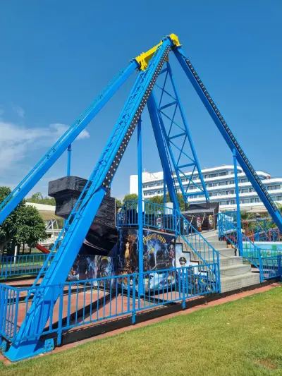 Pirate Ship 24