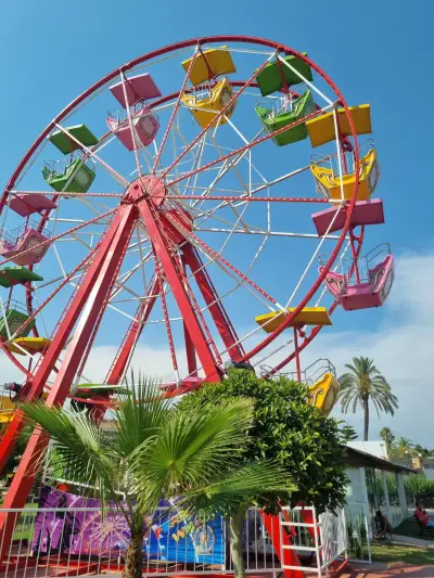 Ferris Wheel 16